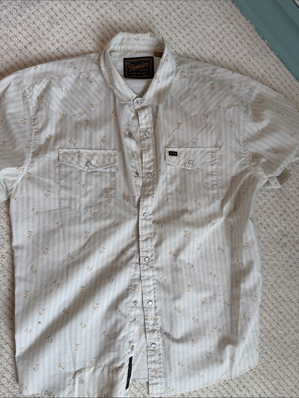 Howler Brothers Light Gray Short Sleeve Floral Button-Up Shirt